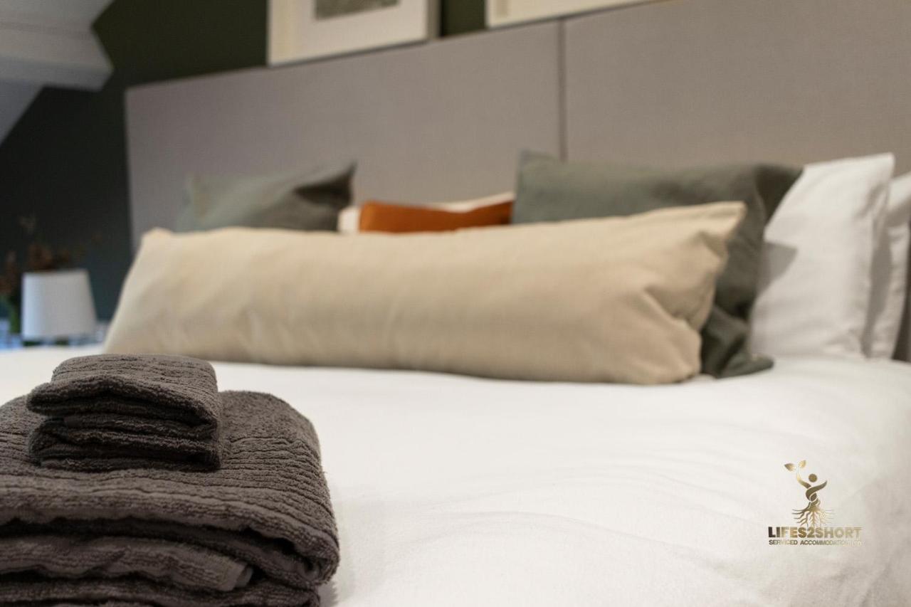 Luxe Courtyard Apartment For 4 Near Exeter City Centre Buitenkant foto