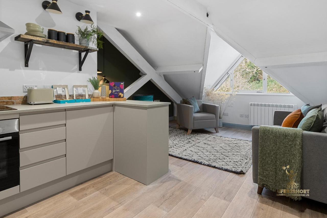 Luxe Courtyard Apartment For 4 Near Exeter City Centre Buitenkant foto