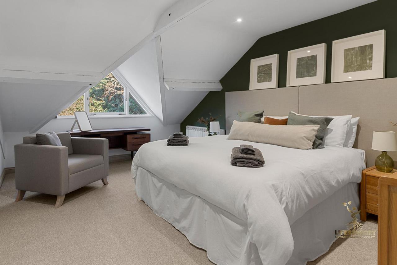 Luxe Courtyard Apartment For 4 Near Exeter City Centre Buitenkant foto