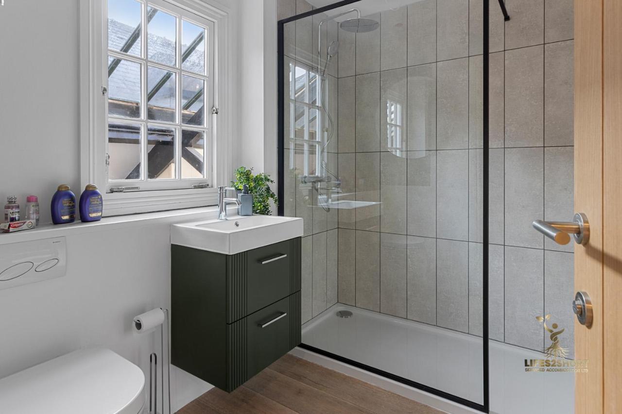 Luxe Courtyard Apartment For 4 Near Exeter City Centre Buitenkant foto