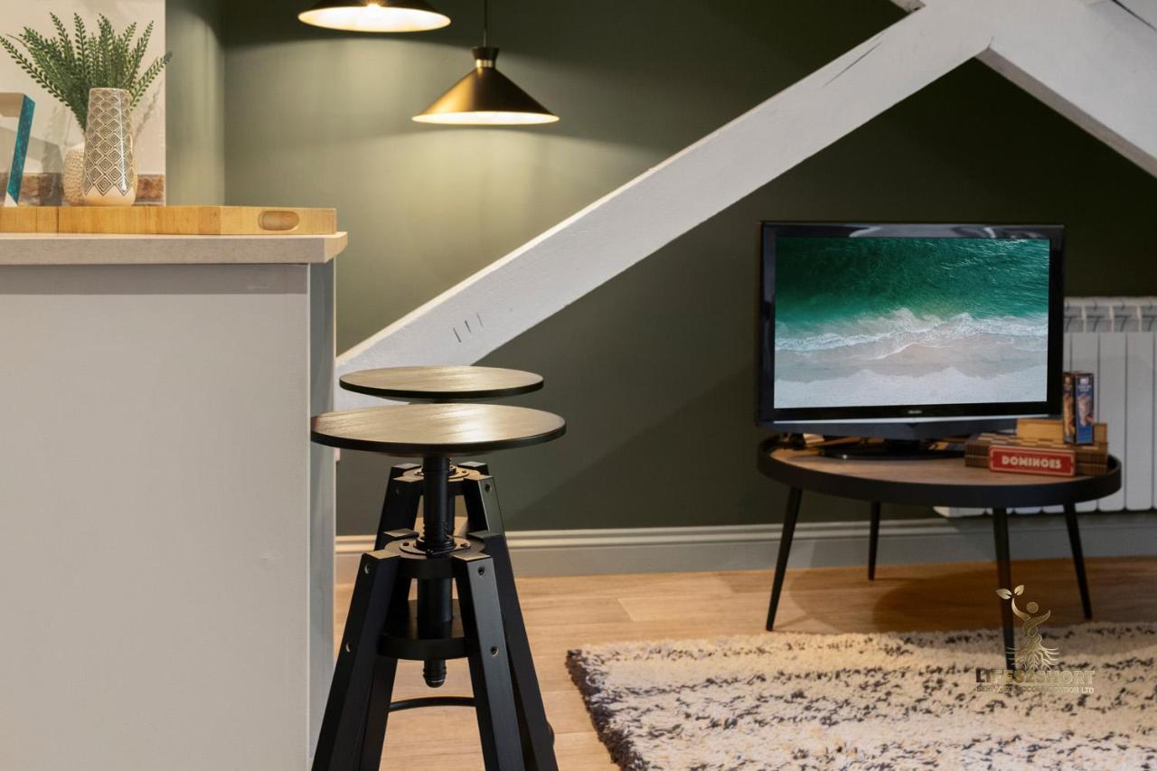 Luxe Courtyard Apartment For 4 Near Exeter City Centre Buitenkant foto